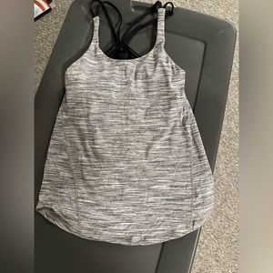 Lulu tank top with built in bar. Worn once